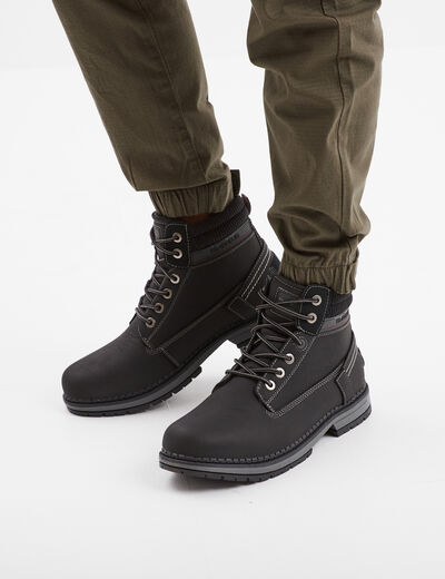 Boots semelle crantées noir homme