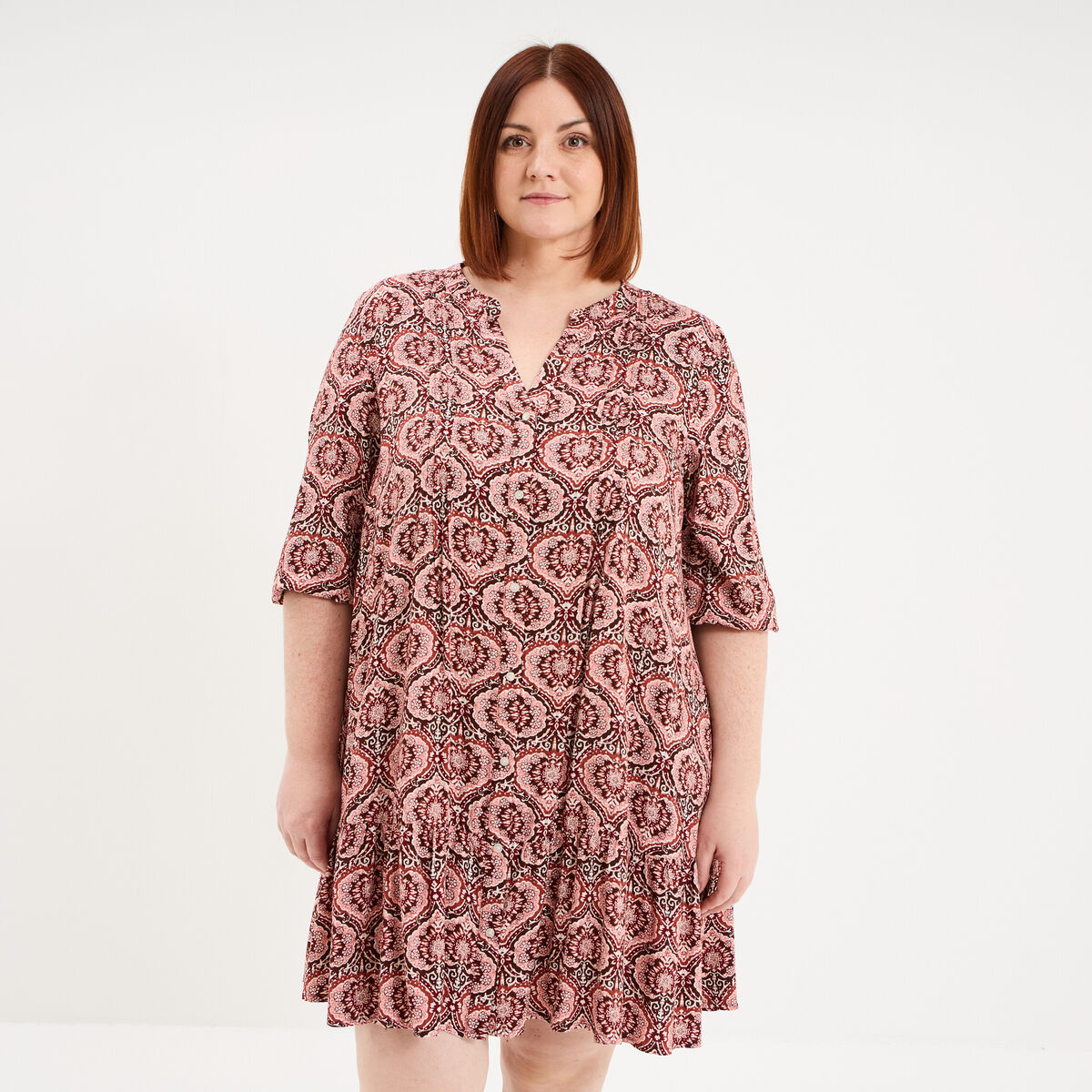 Robe fluide boutonn&eacute;e marron chocolat femme grande taille
