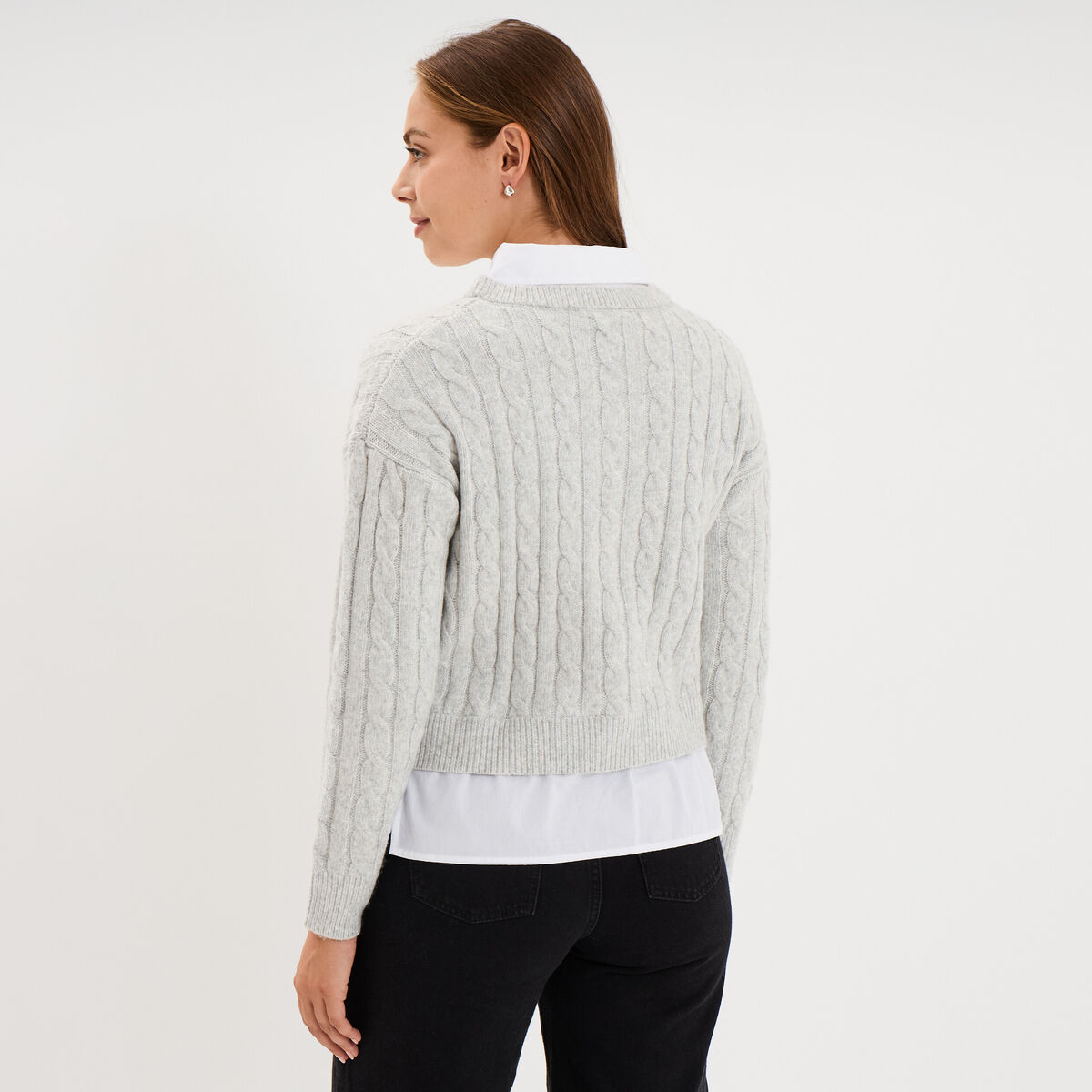 Pull torsades effet 2-en-1 chemise gris clair femme