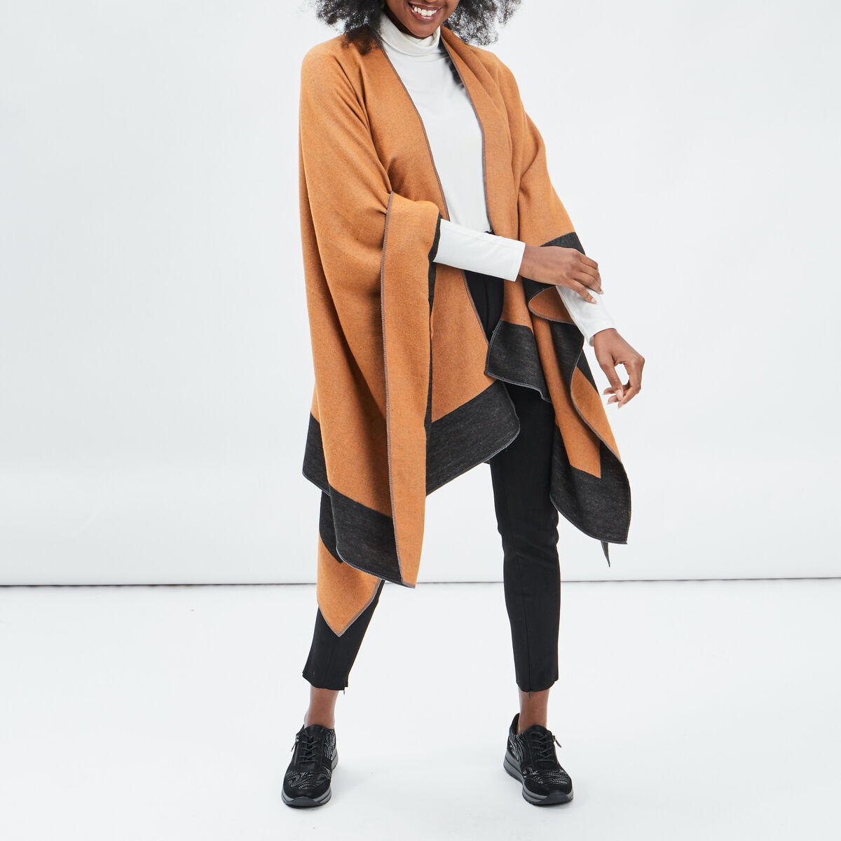 T-shirt manches longues col roulé ecru femme