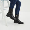 Bottines plates matelassées noir femme