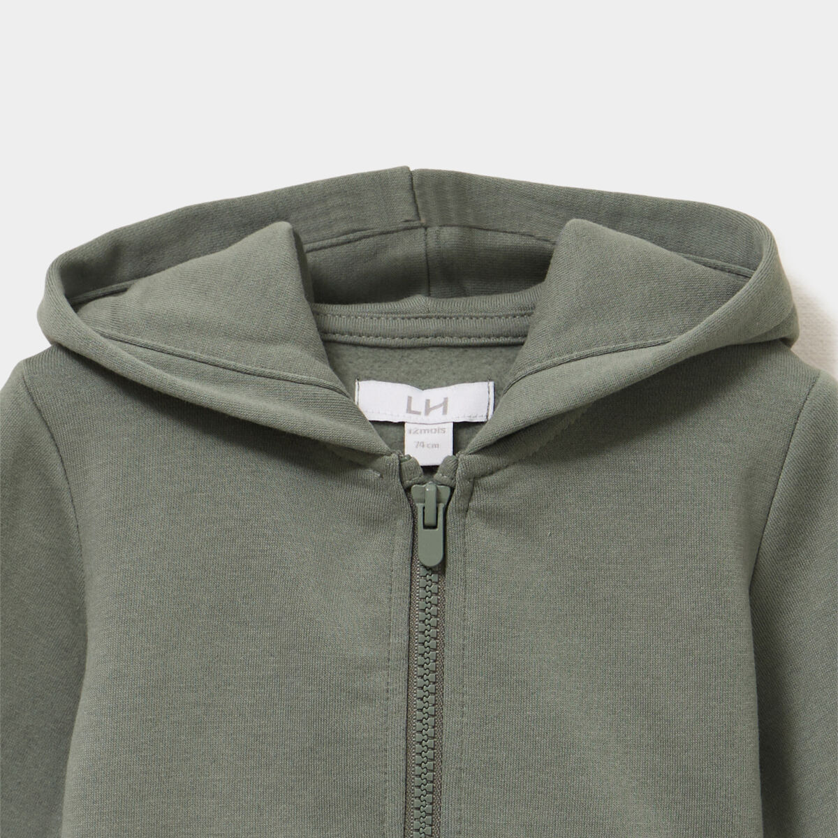Sweat zipp&eacute; molletonn&eacute; &agrave; capuche vert kaki b&eacute;b&eacute; gar&ccedil;on
