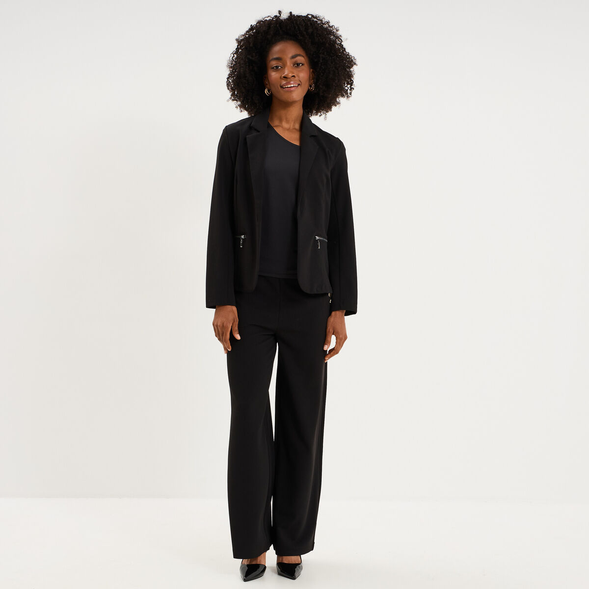 T-shirt asym&eacute;trique avec broche noir femme