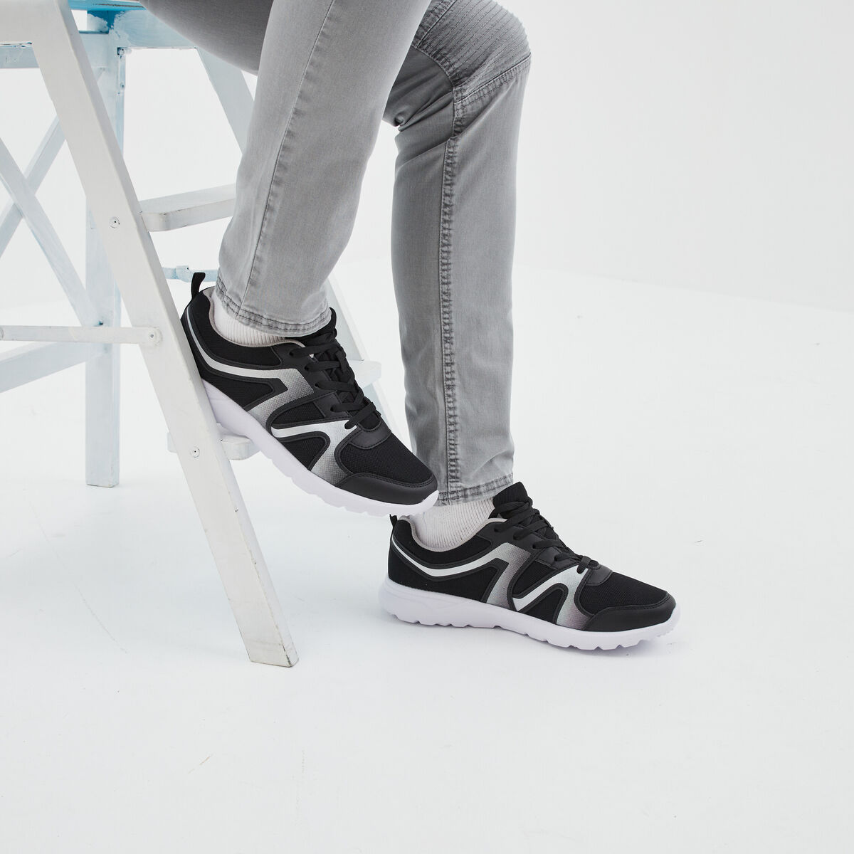 Baskets running à lacets noir homme