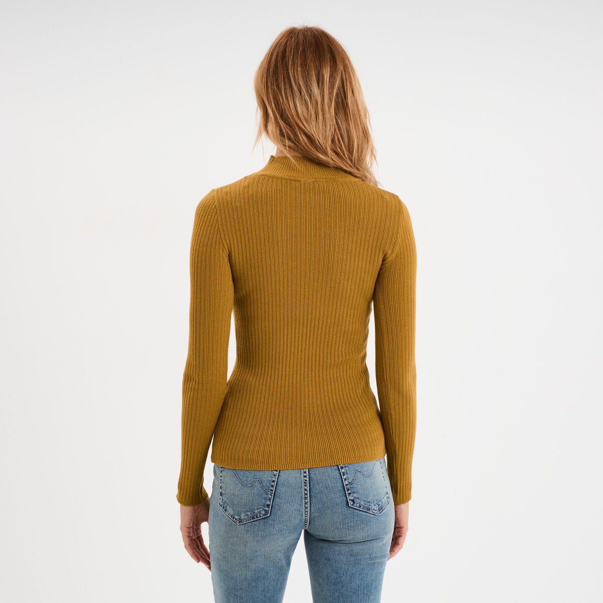 Pull ajust&eacute; c&ocirc;tel&eacute; col montant vert olive femme