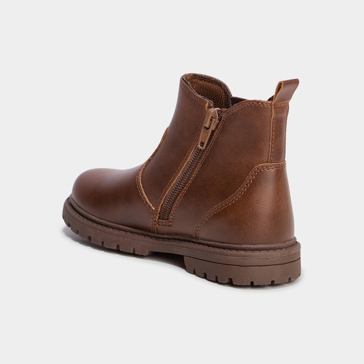 Boots crant&eacute;es marron gar&ccedil;on