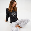 Ensemble pyjama pantalon et t-shirt noir femme