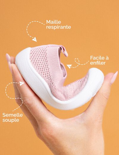 Chaussons tricot &agrave; semelle souple rose b&eacute;b&eacute; fille