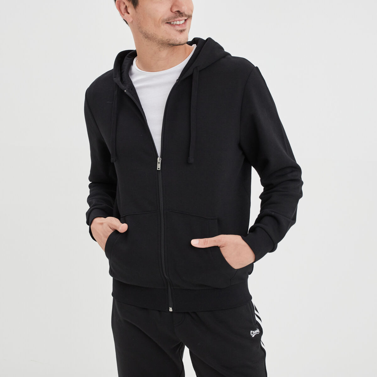 Sweat zipp&eacute; molleton &agrave; capuche noir homme