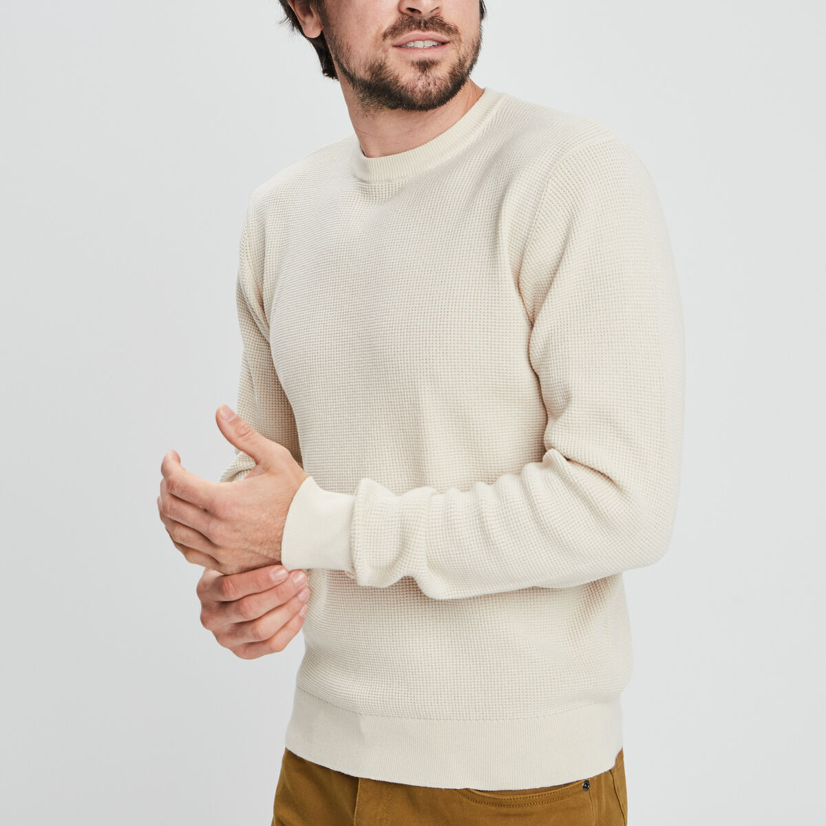 Pull en maille textur&eacute;e col rond creme homme