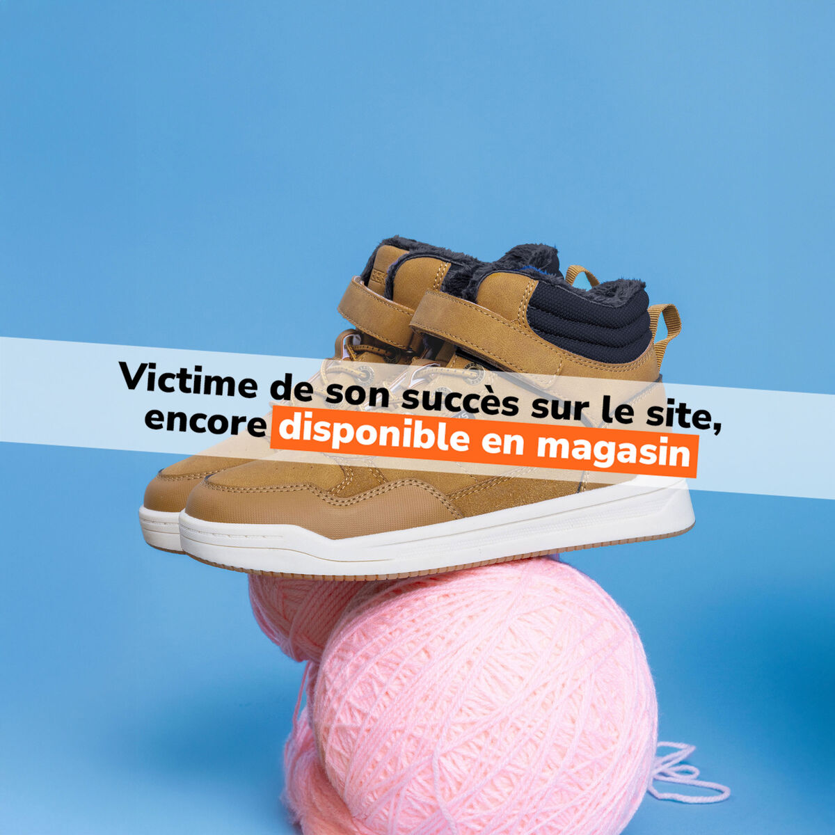 Baskets montantes avec scratchs camel gar&ccedil;on