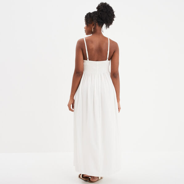Robe longue évasée buste macramé blanc femme