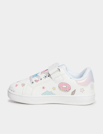 Tennis basses bout renforc&eacute; &agrave; scratchs blanc fille