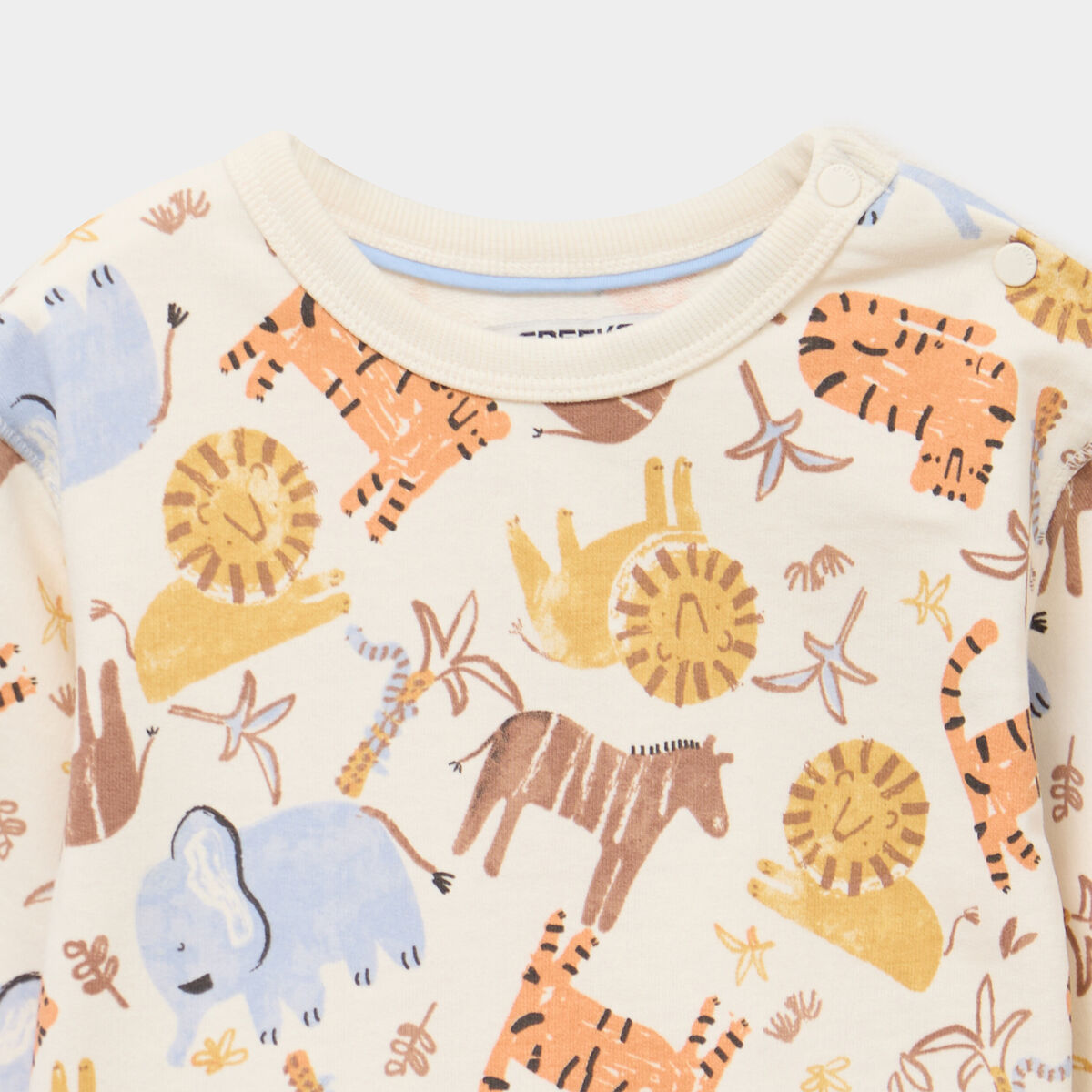 Sweat molleton col rond &eacute;paule boutonn&eacute;e ecru b&eacute;b&eacute; gar&ccedil;on