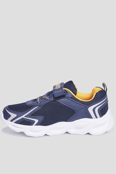 Baskets running à scratchs Naruto bleu marine garçon