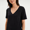 T-shirt fluide col en V manches courtes noir femme
