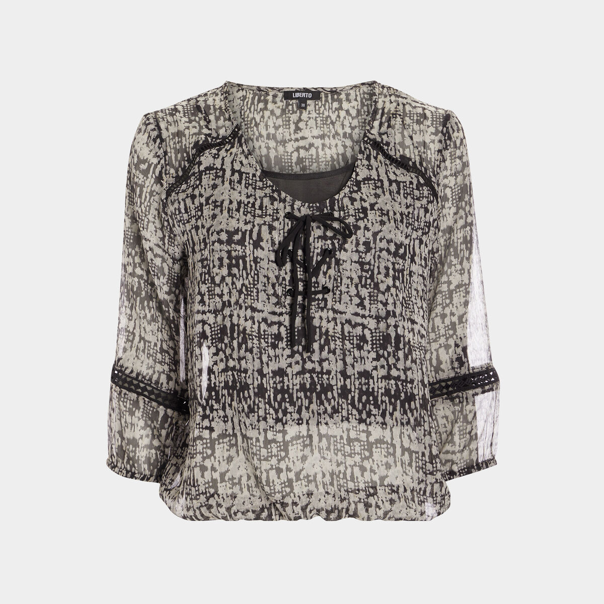 Blouse manches 3/4 détail laçage noir femme