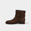 Bottines plates &agrave; boucle en su&eacute;dine taupe femme