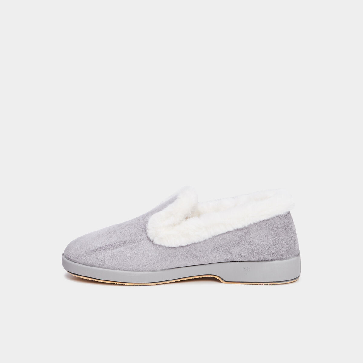 Chaussons avec col &agrave; fourrure gris femme