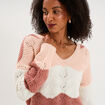 Pull col V ajour&eacute; manches longues rose clair femme