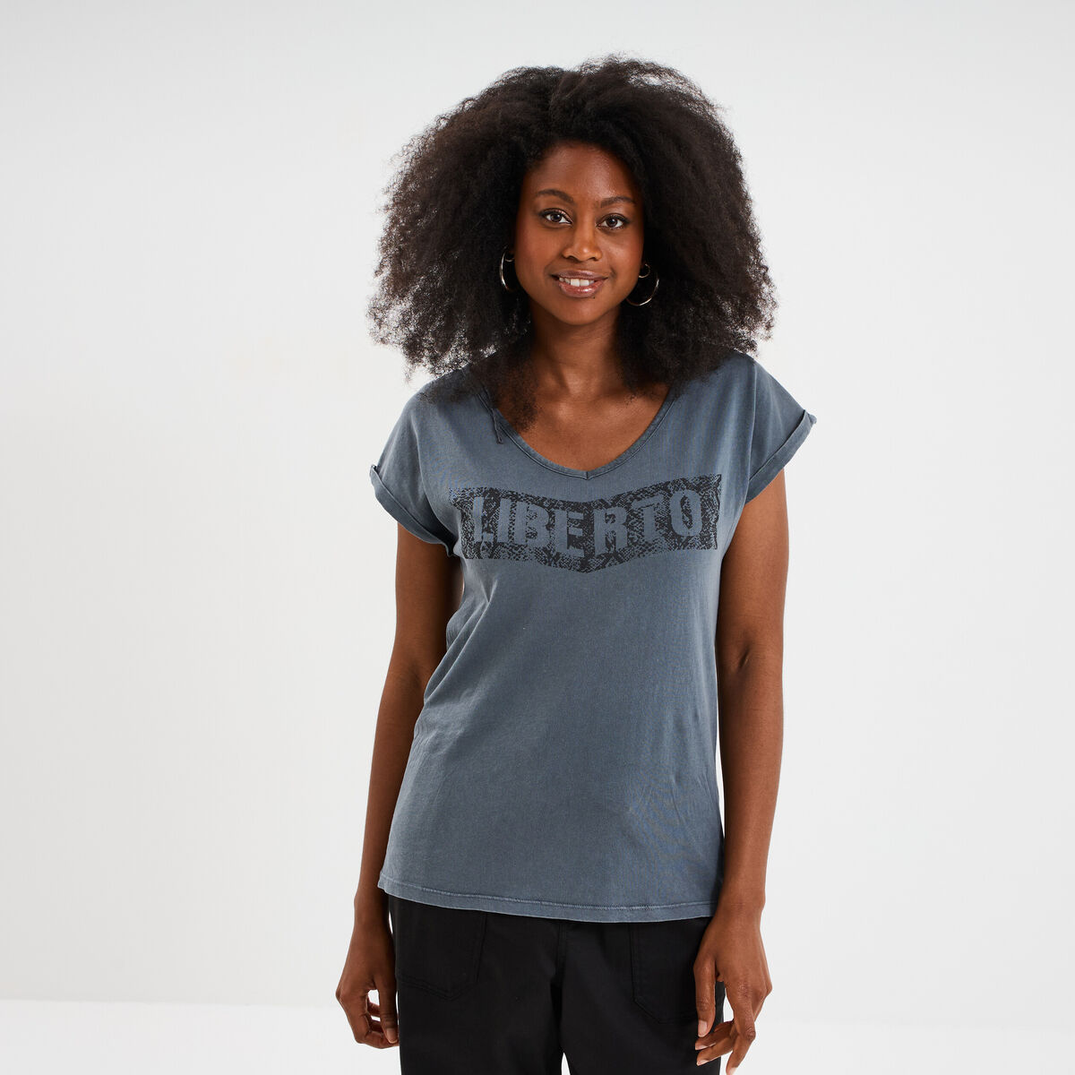 T-shirt d&eacute;lav&eacute; en coton gris femme