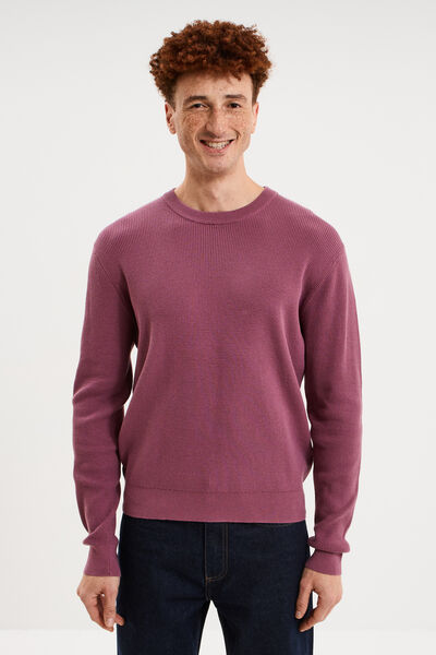 Pull en maille textur&eacute;e col rond mauve homme