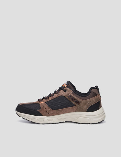 Runnings &agrave; m&eacute;moire de forme Skechers marron homme