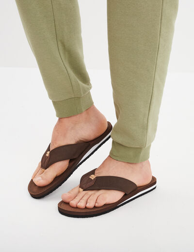 Tongs effet cuir marron homme