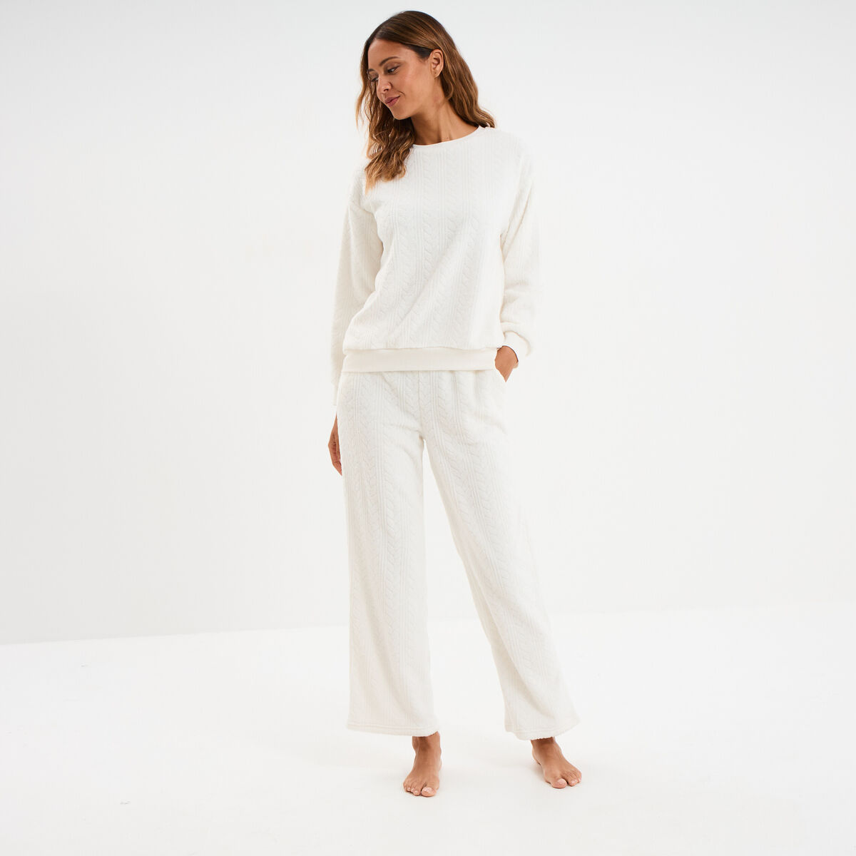 Haut de pyjama sweat polaire torsad&eacute; blanc femme