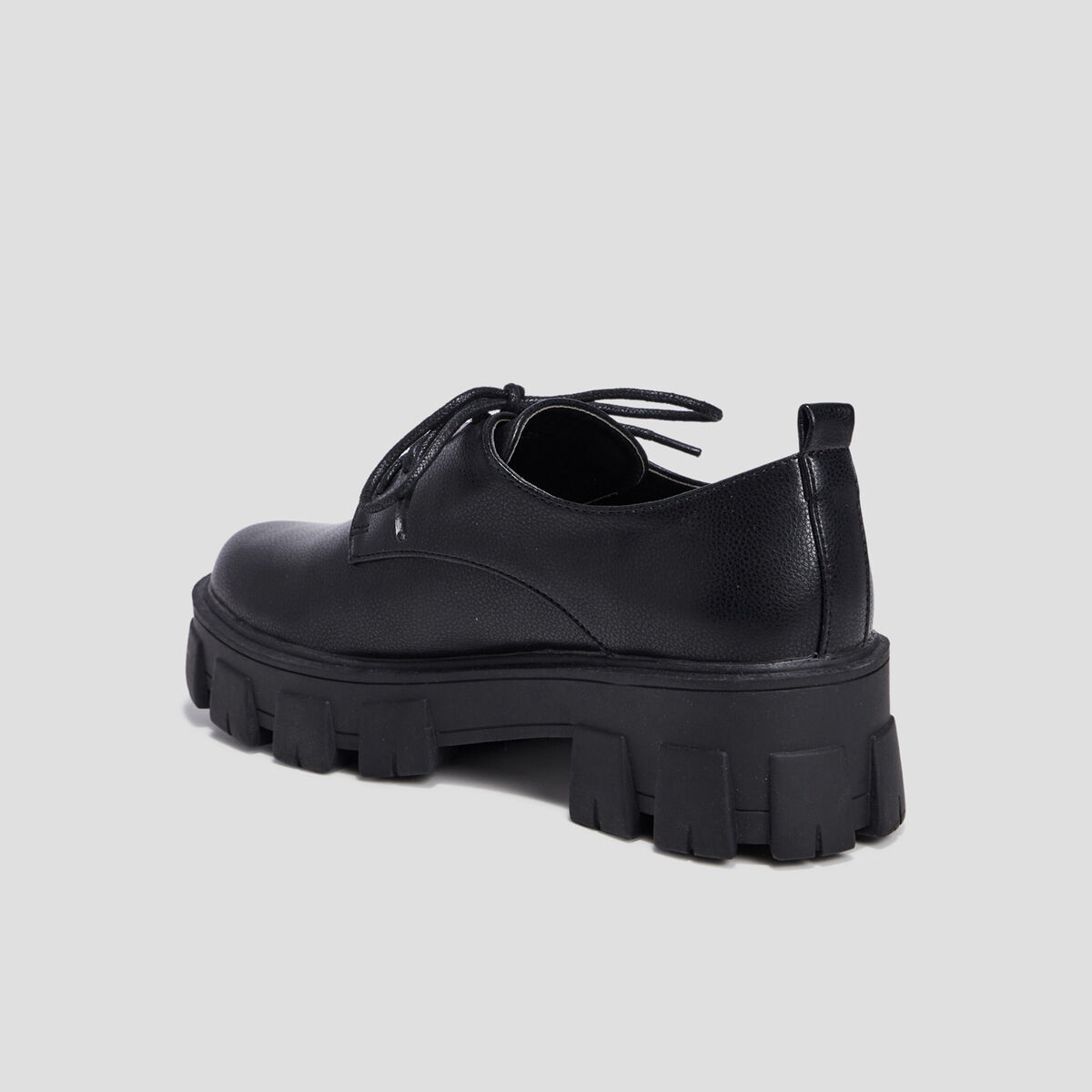 Derbies à lacets Liberto noir femme