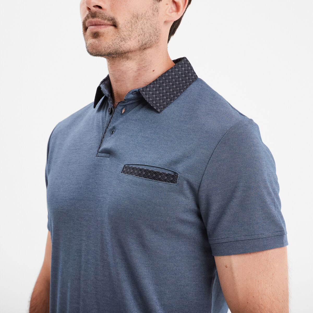 Polo droit manches courtes 1 poche buste bleu foncé homme