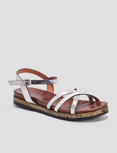 Sandales plates avec brides crois&eacute;es gris argent femme