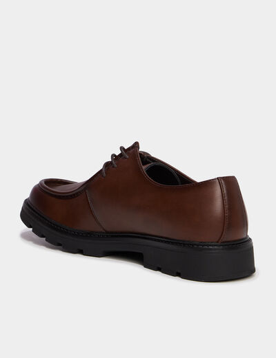 Derbies crant&eacute;es marron homme