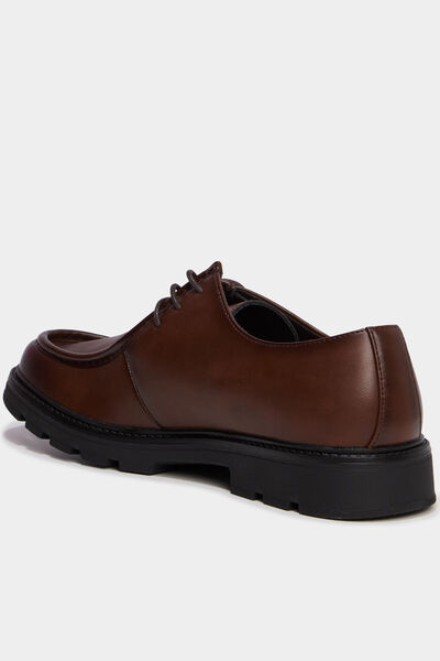 Derbies crant&eacute;es marron homme
