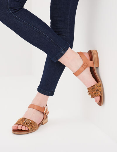 Sandales en cuir Kickers Bucidi camel femme