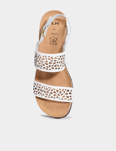 Sandales compensées perforées en cuir blanc femme