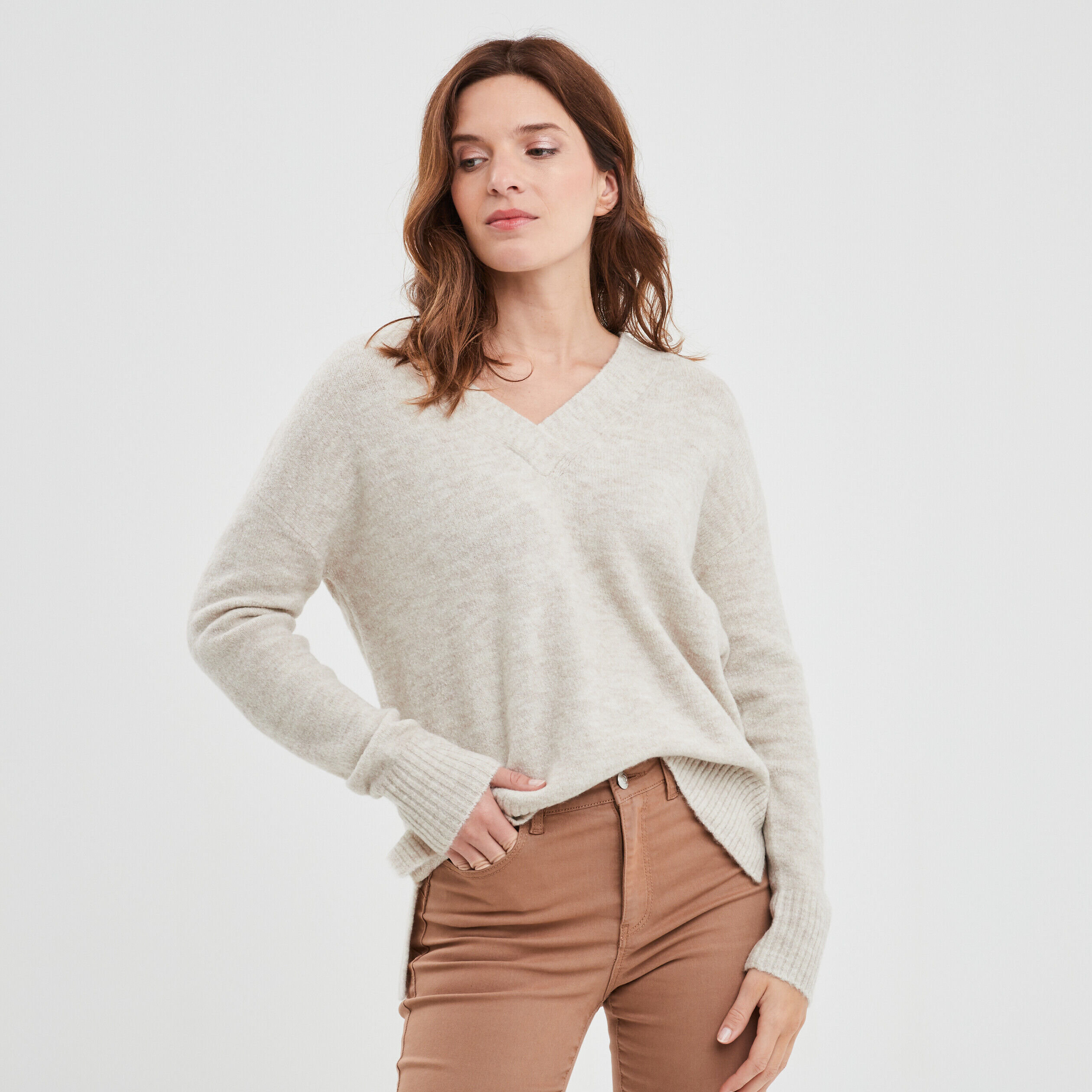 Pull col en V fentes aux côtés ecru femme LH