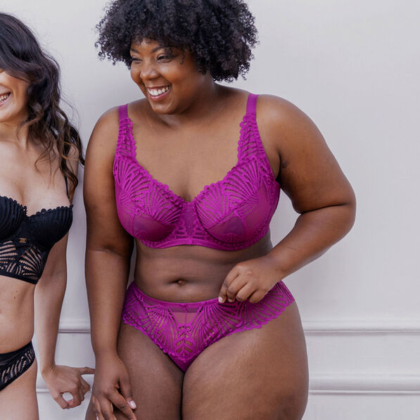 tanga en dentelle ingrid violet femmegt Tanga en dentelle Ingrid violet femme grande taille