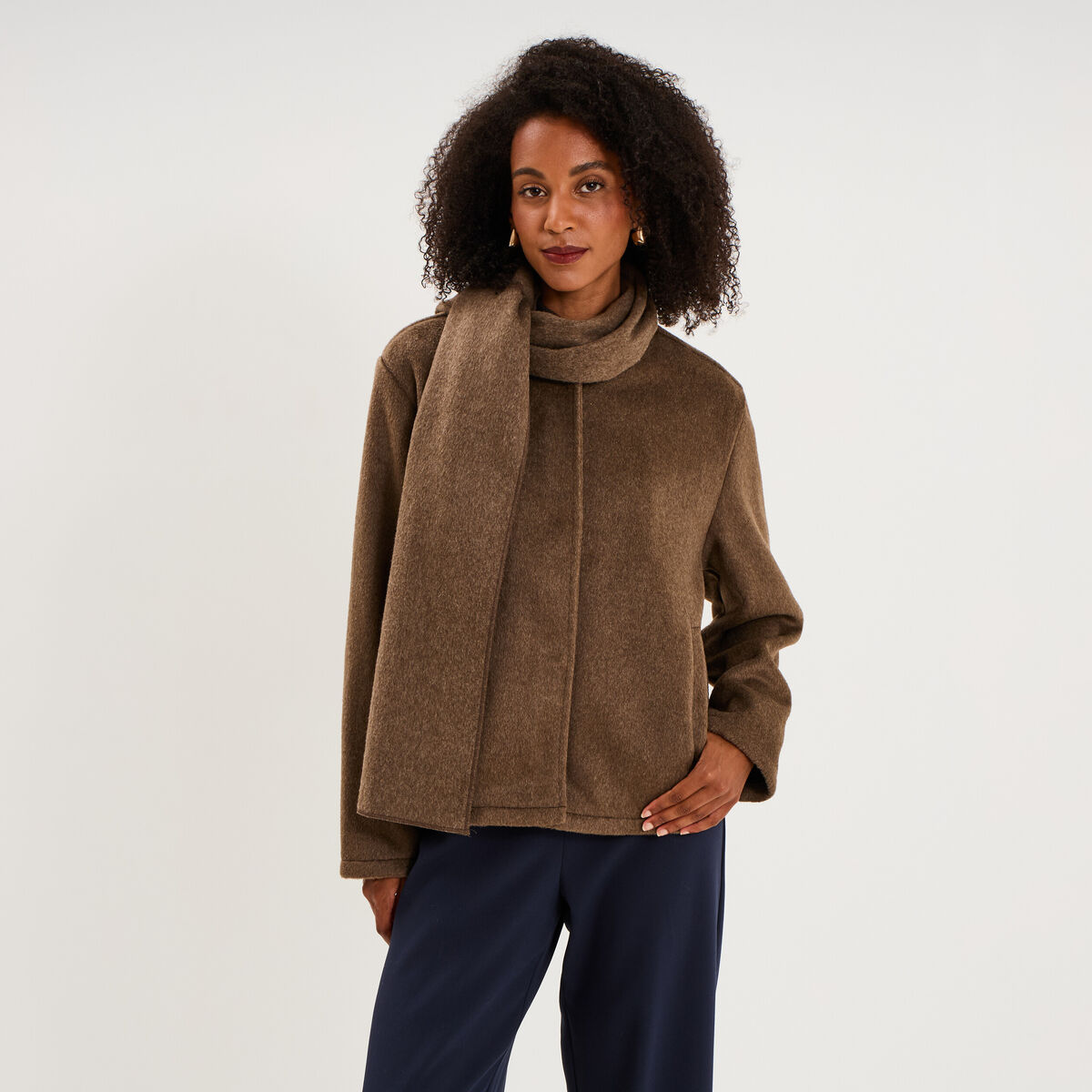 Veste oversize avec &eacute;charpe amovible marron clair femme