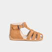 Sandales en cuir semelle souple camel b&eacute;b&eacute; gar&ccedil;on