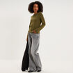 T-shirt manches longues col rond ajust&eacute; vert kaki femme