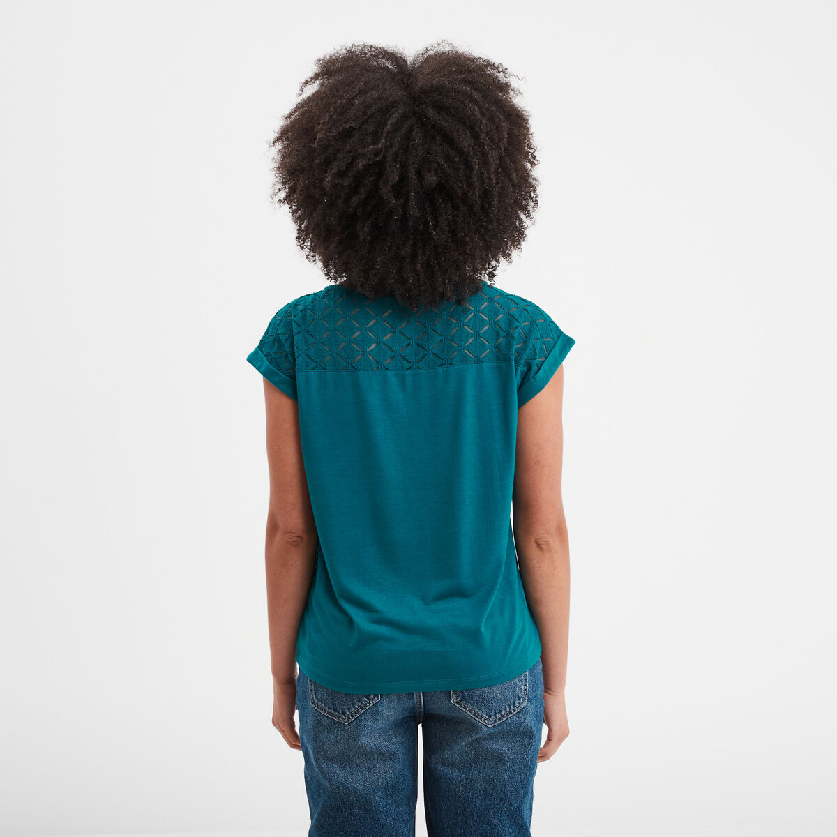 T-shirt col en V dentelle épaules et dos bleu canard femme