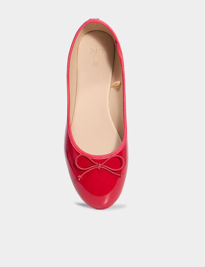 Ballerines vernies avec noeud rouge femme