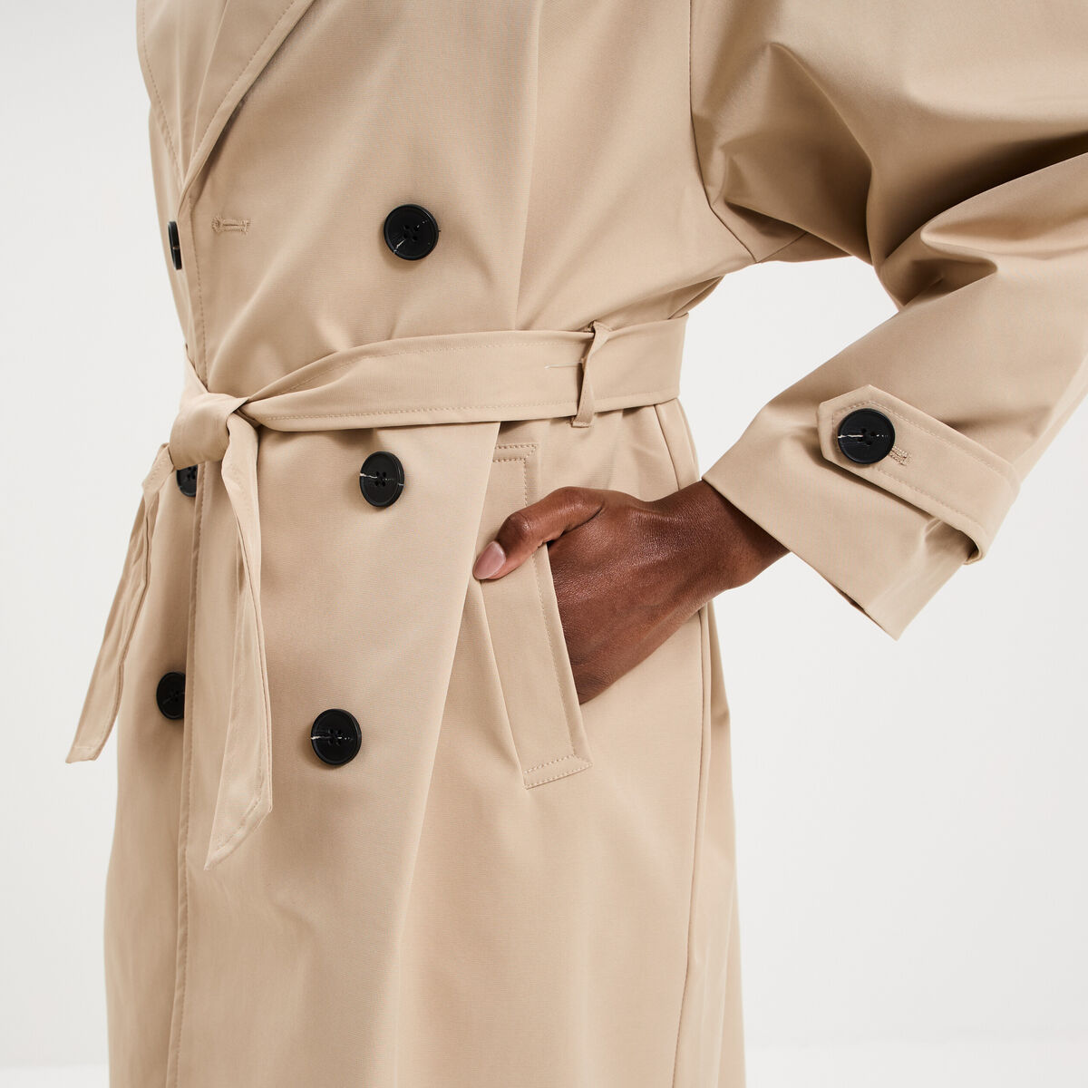 Trench long ceintur&eacute; beige femme
