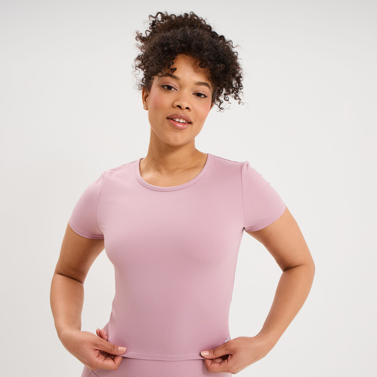 T-shirt de sport court ajust&eacute; mauve femme
