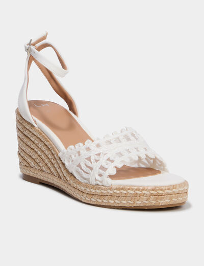 Sandales compens&eacute;es avec d&eacute;tails tress&eacute;s blanc femme