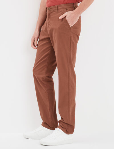 Pantalon chino droit stretch retroussé camel homme