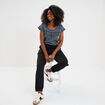 T-shirt d&eacute;lav&eacute; en coton gris femme