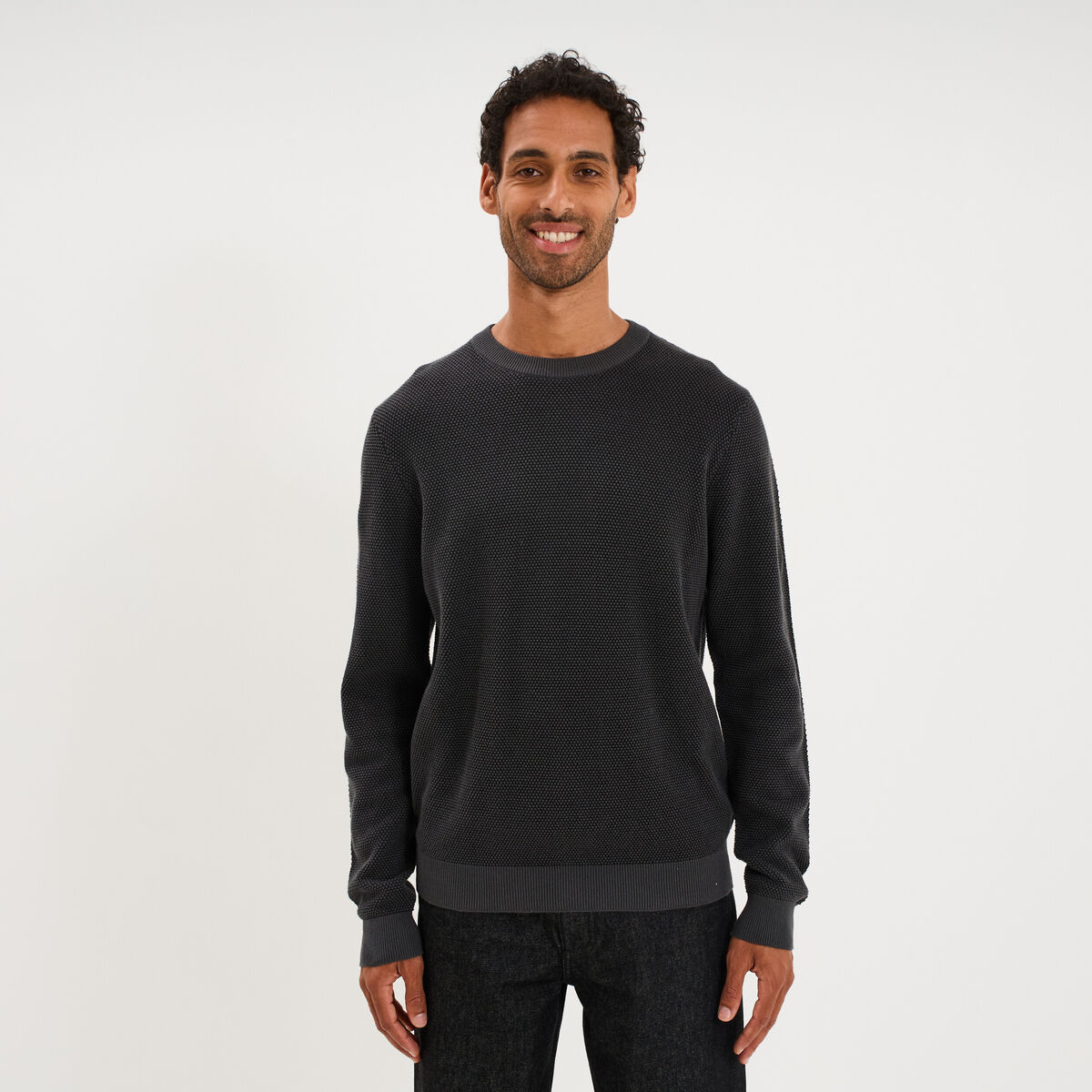 Pull col rond manches longues gris fonc&eacute; homme