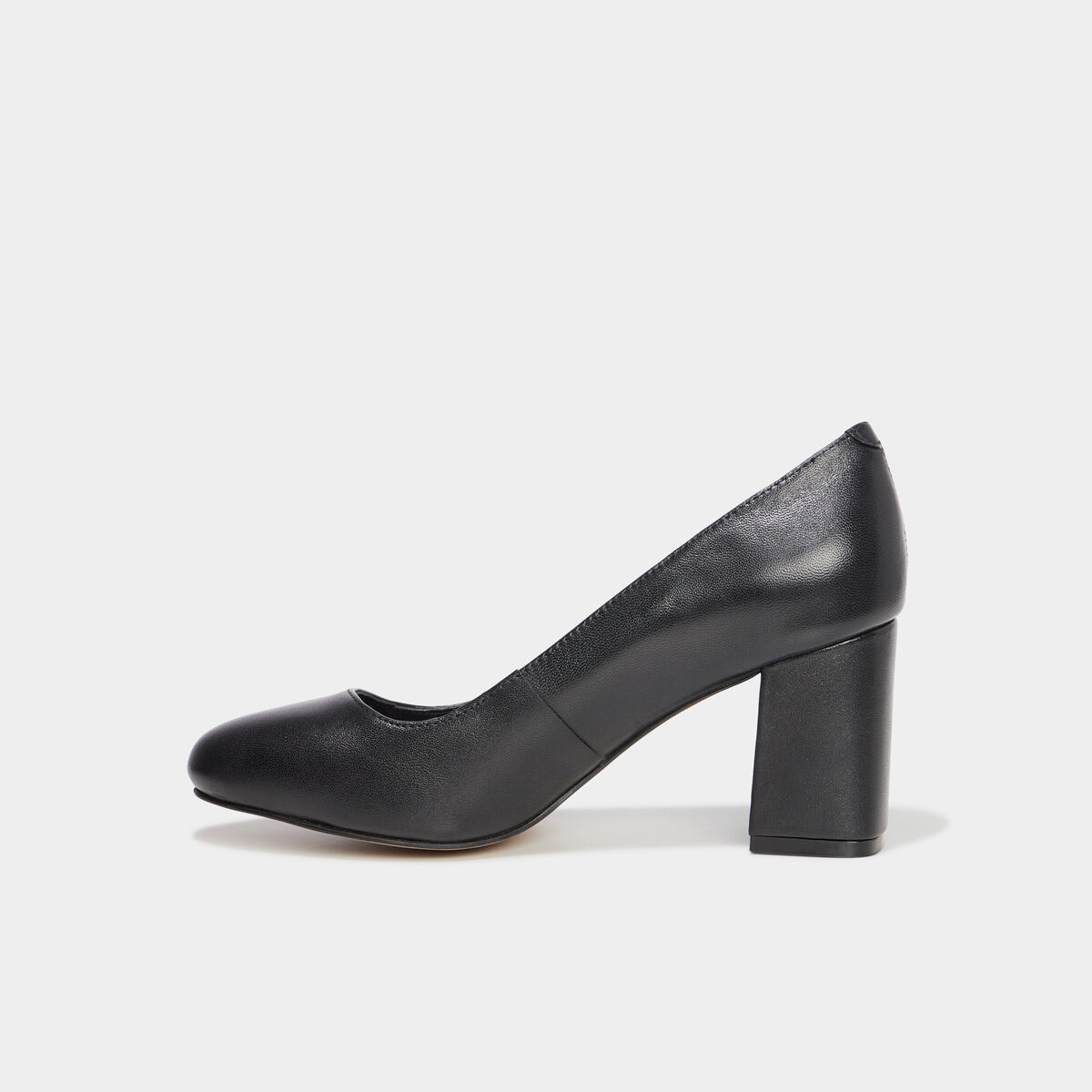 Escarpins à talons carrés en cuir noir femme